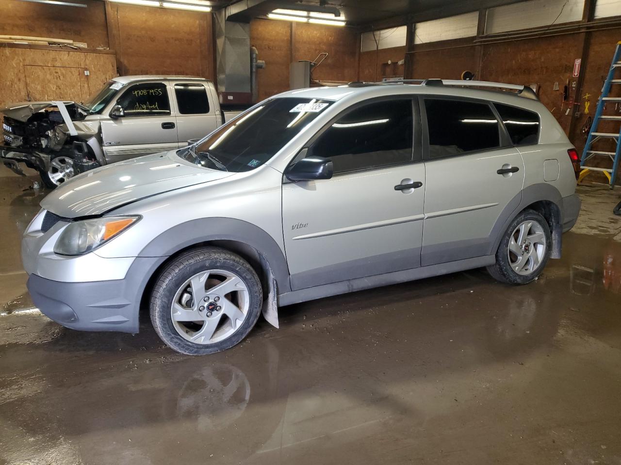 PONTIAC VIBE 2004