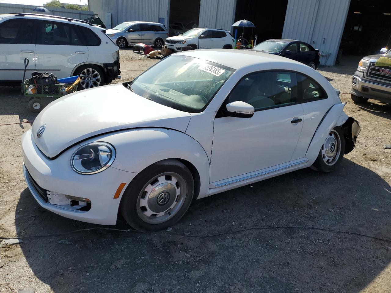 VOLKSWAGEN BEETLE 1.8 2016