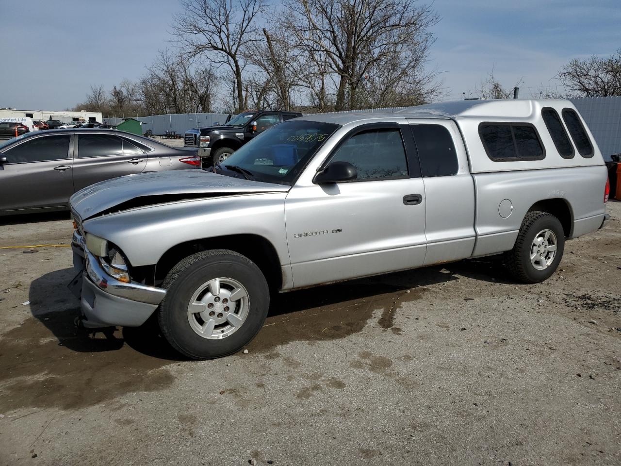 DODGE DAKOTA 2001