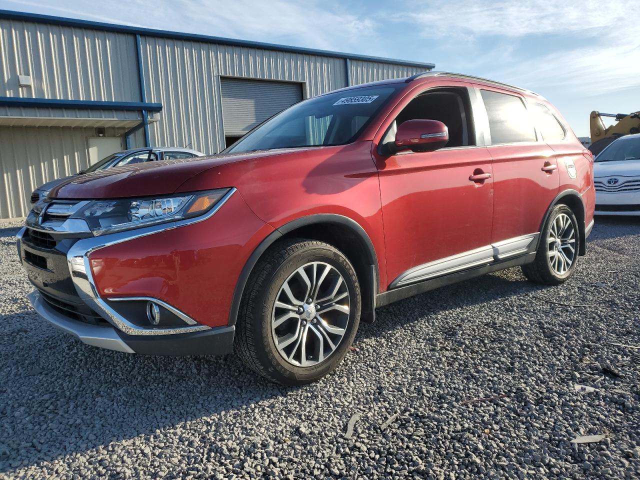 MITSUBISHI OUTLANDER 2016