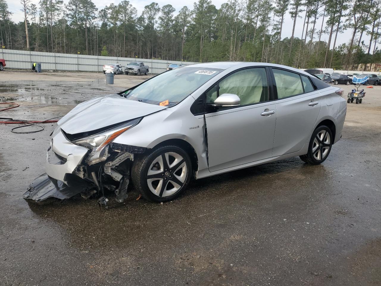 TOYOTA PRIUS 2017