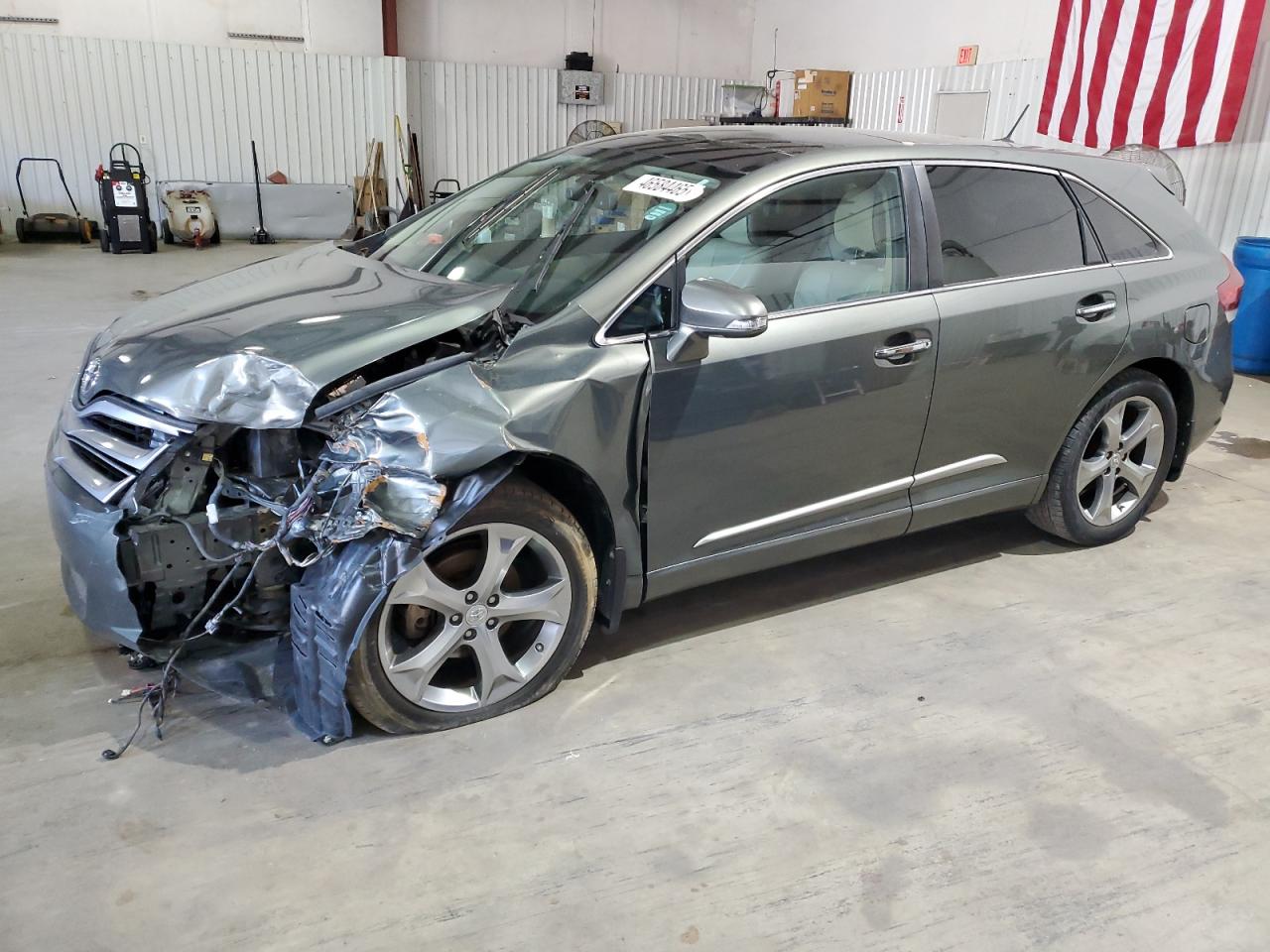 TOYOTA VENZA LE 2014