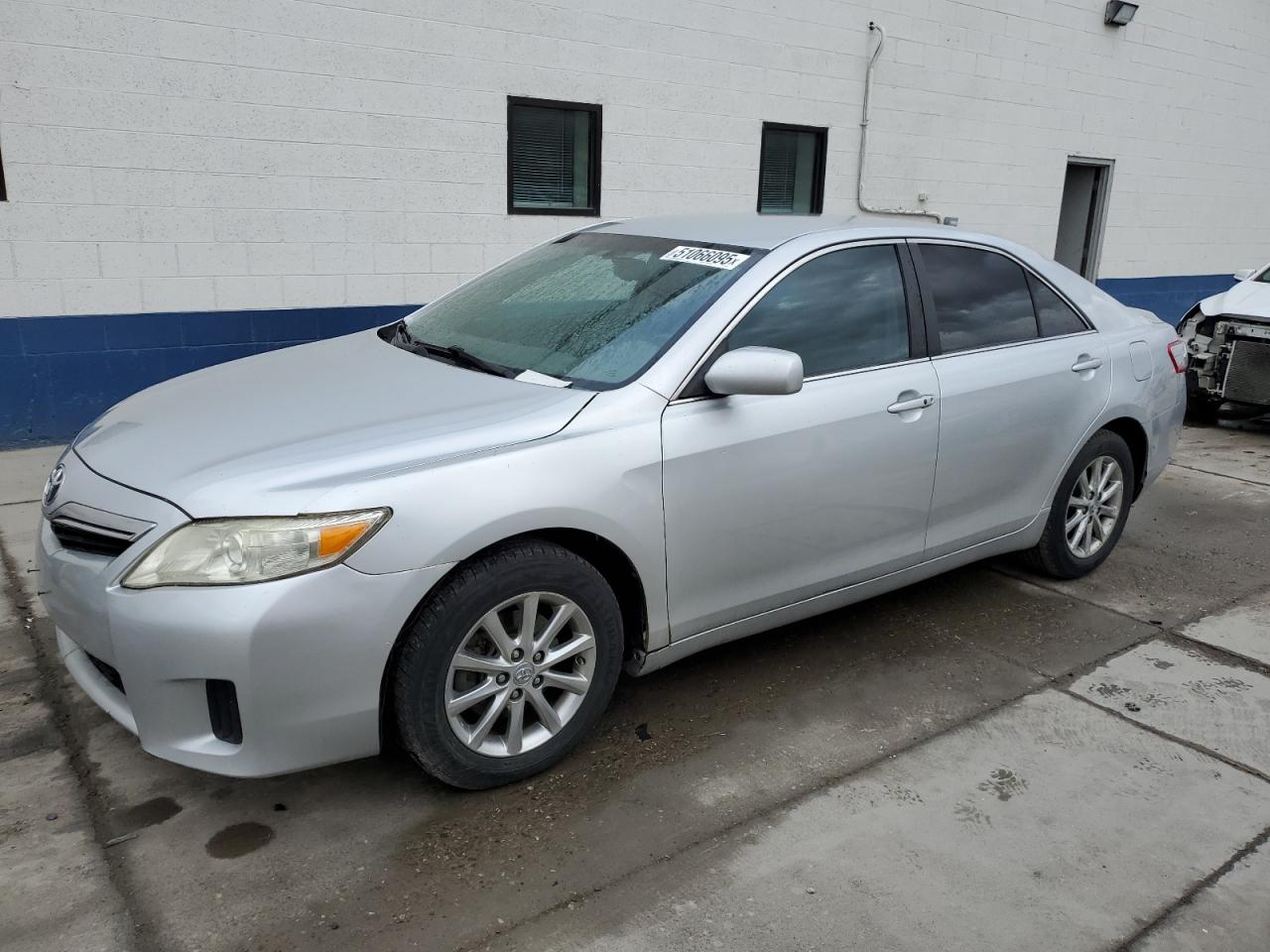 TOYOTA CAMRY HYBR 2011