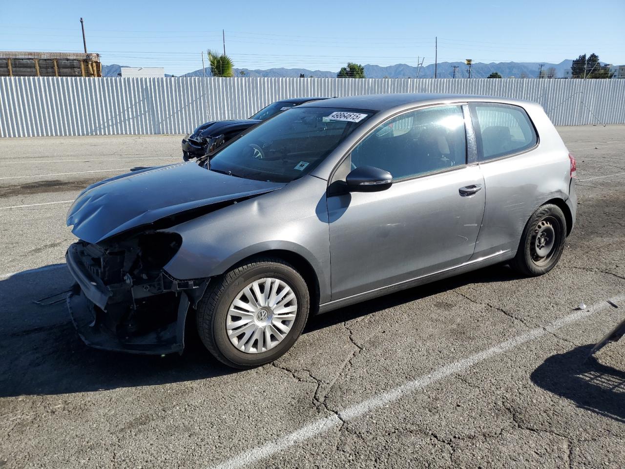 VOLKSWAGEN GOLF 2012