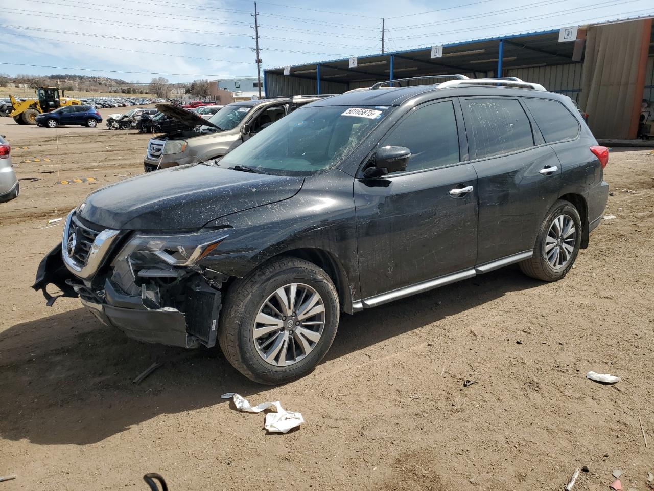 NISSAN PATHFINDER 2017