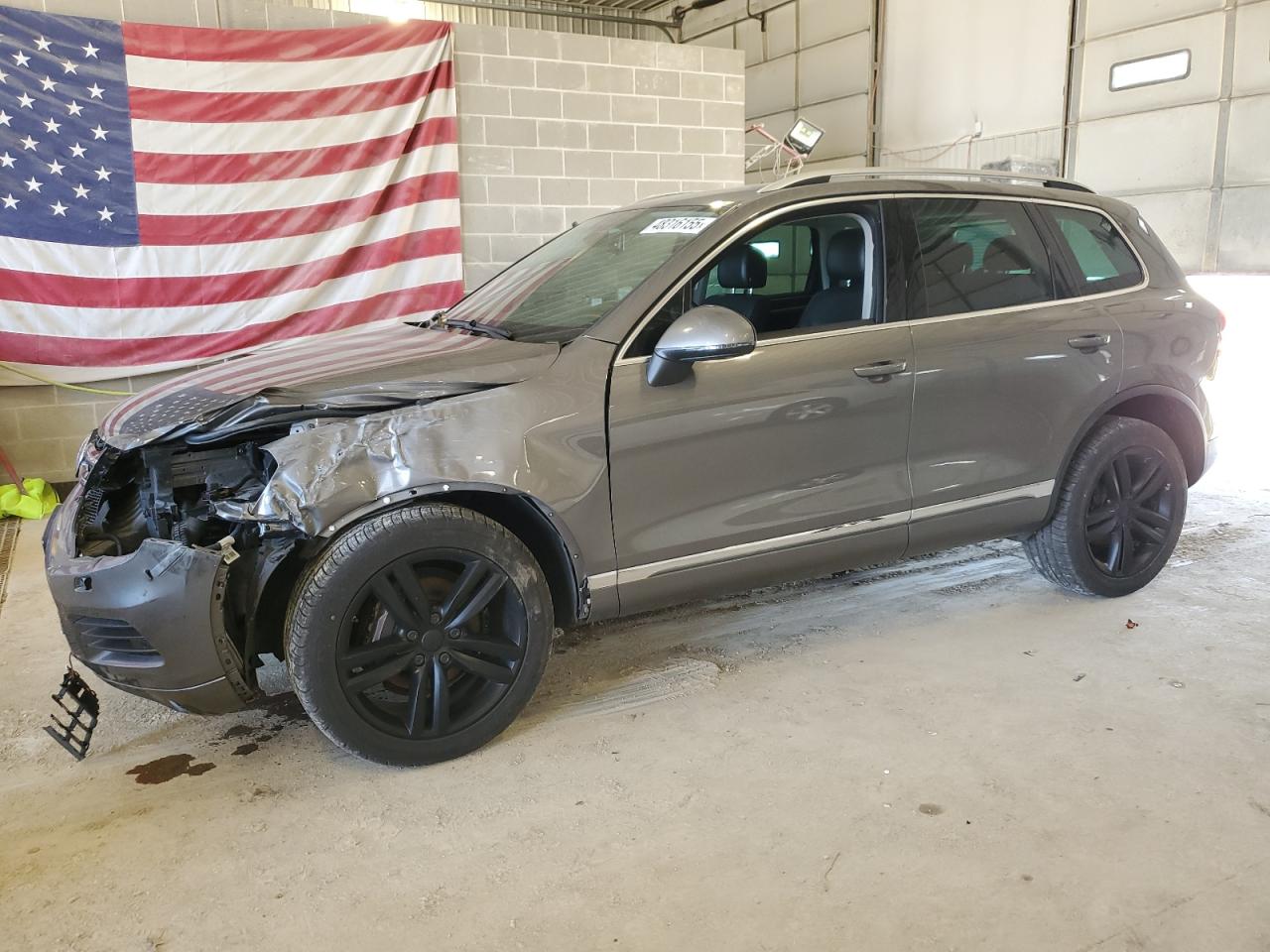 VOLKSWAGEN TOUAREG V6 2012