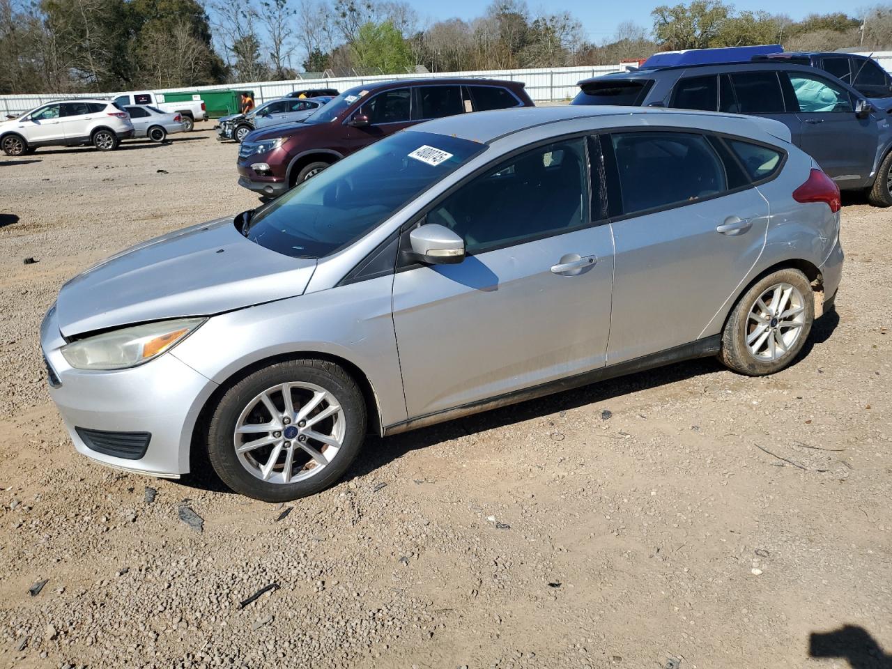 FORD FOCUS SE 2015