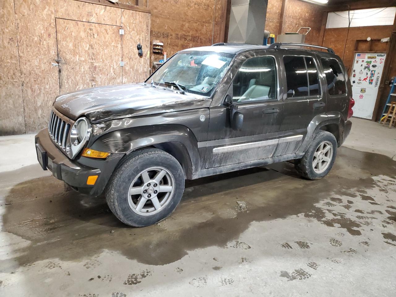 JEEP LIBERTY LI 2006