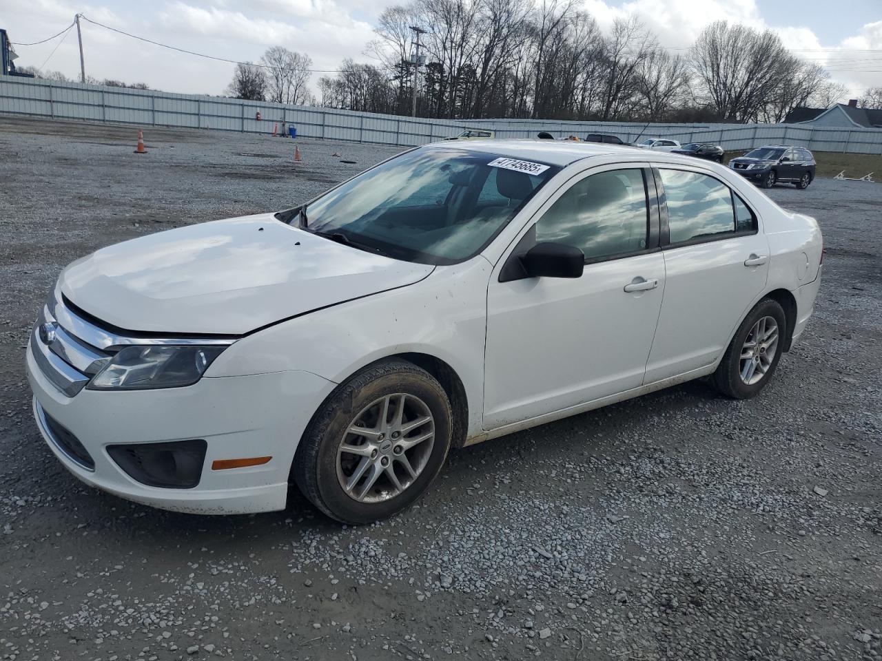 FORD FUSION S 2010