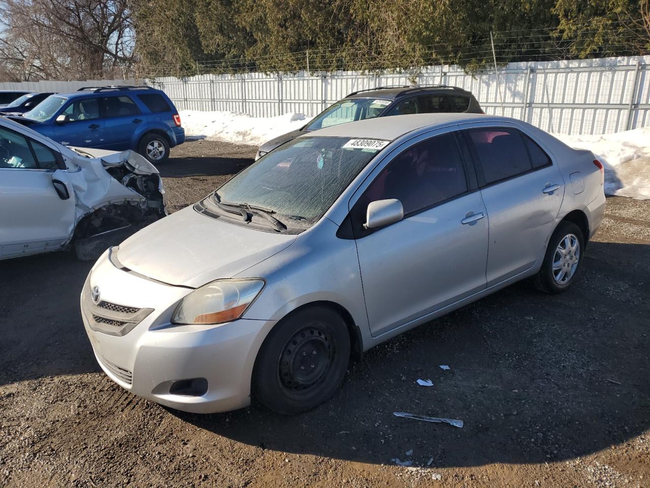 TOYOTA YARIS 2009