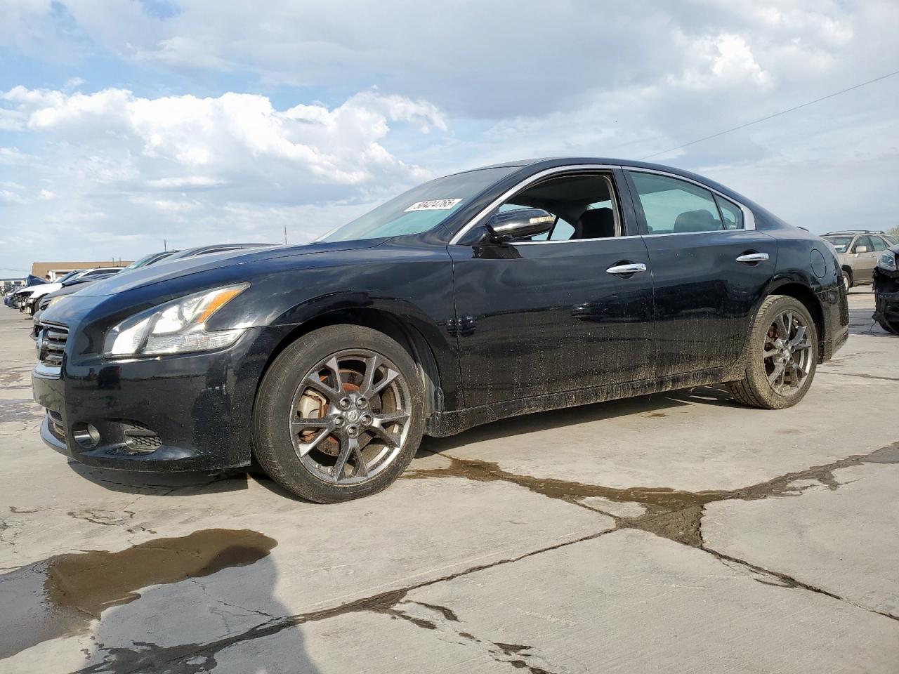 NISSAN MAXIMA S 2012