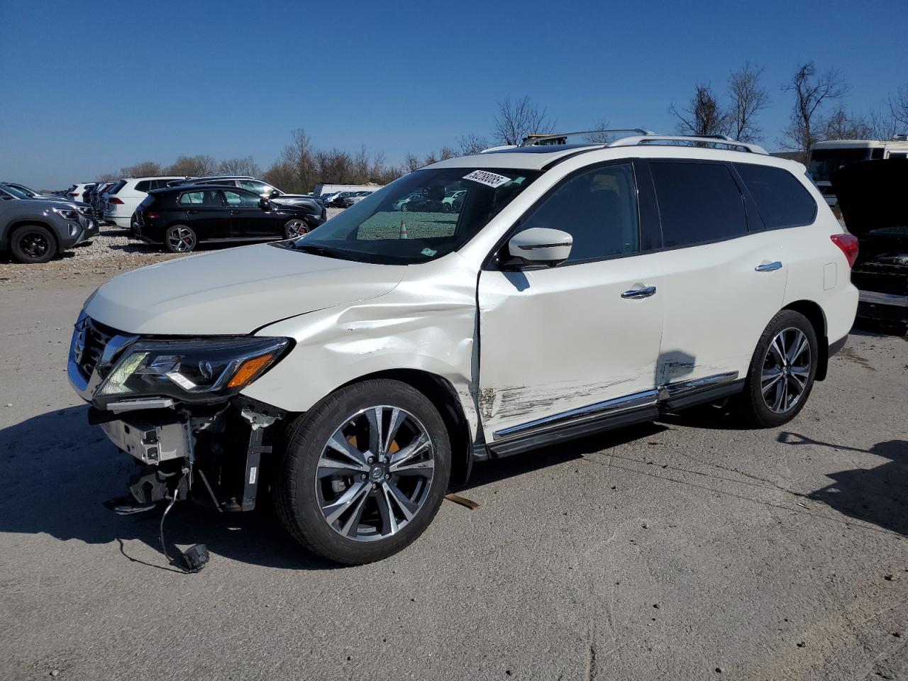 NISSAN PATHFINDER 2018