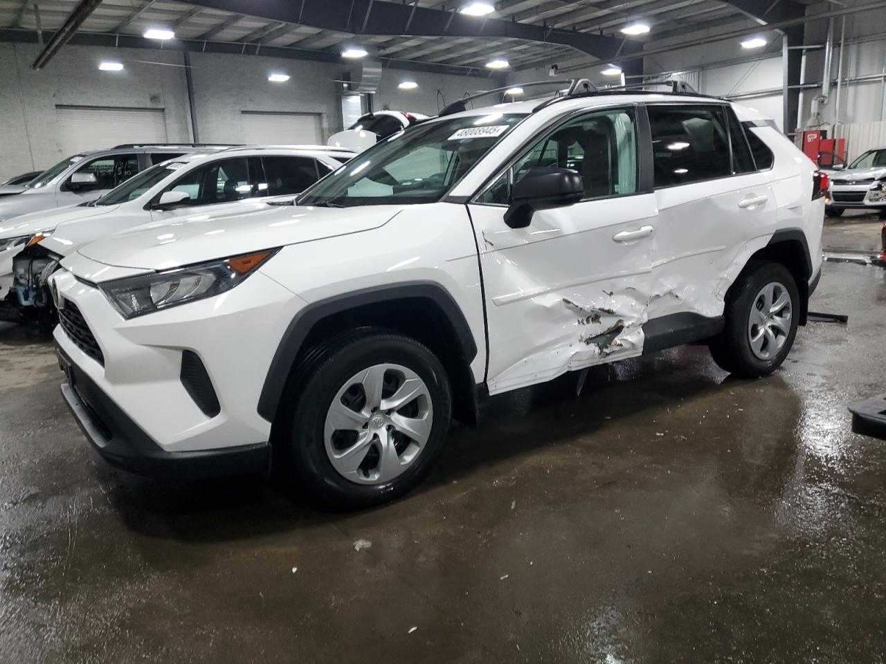 TOYOTA RAV4 LE 2021