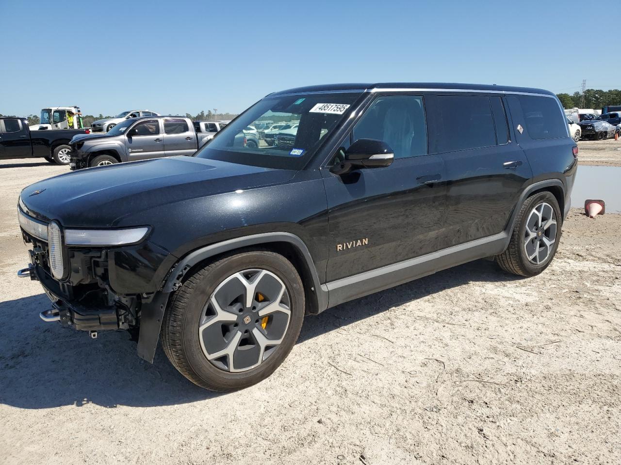 RIVIAN R1S ADVENT 2024