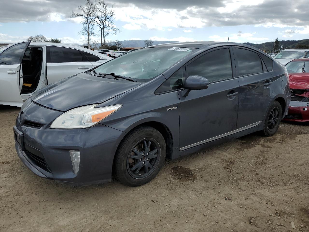 TOYOTA PRIUS 2012