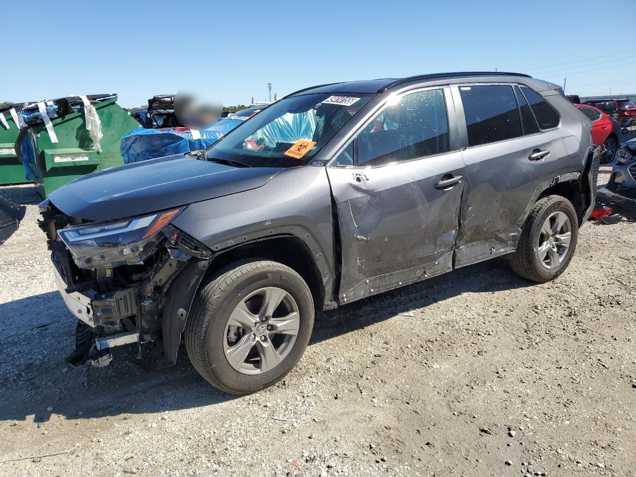 TOYOTA RAV4 XLE 2024