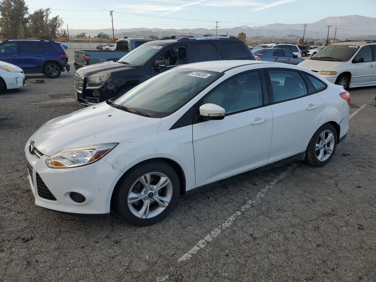 FORD FOCUS SE 2014