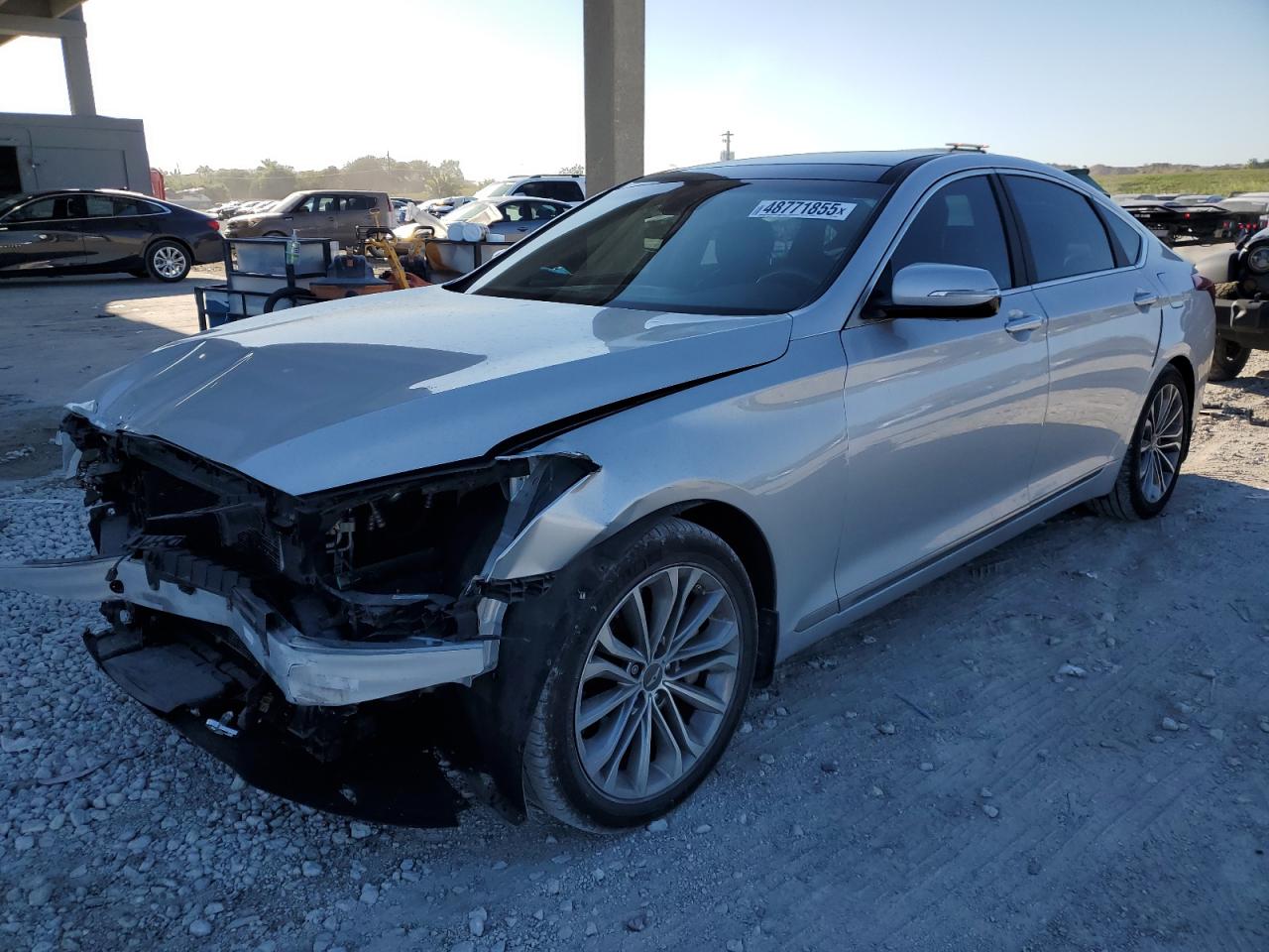 HYUNDAI GENESIS 3. 2015