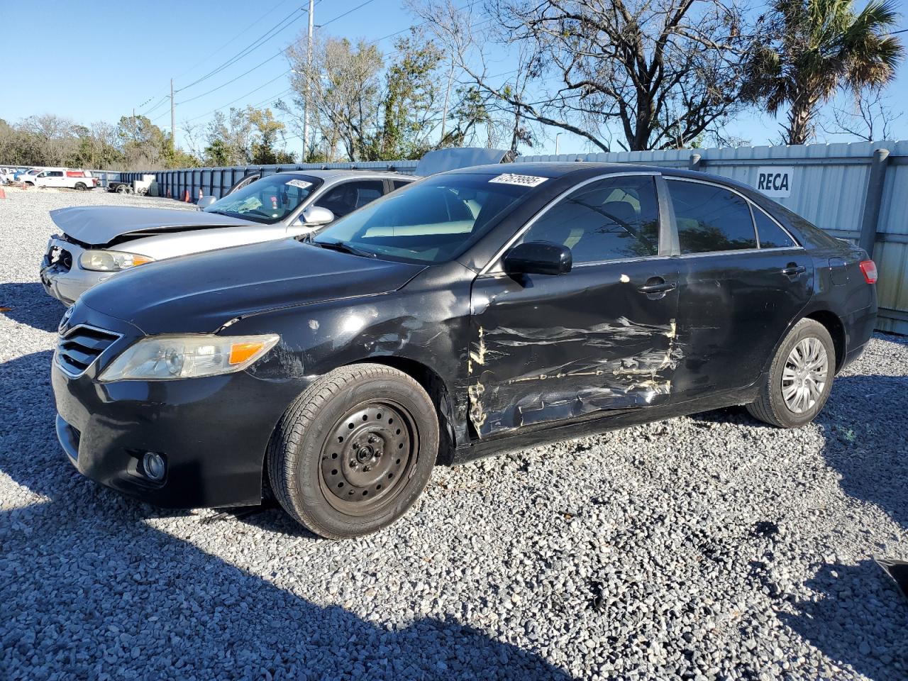 TOYOTA CAMRY BASE 2010