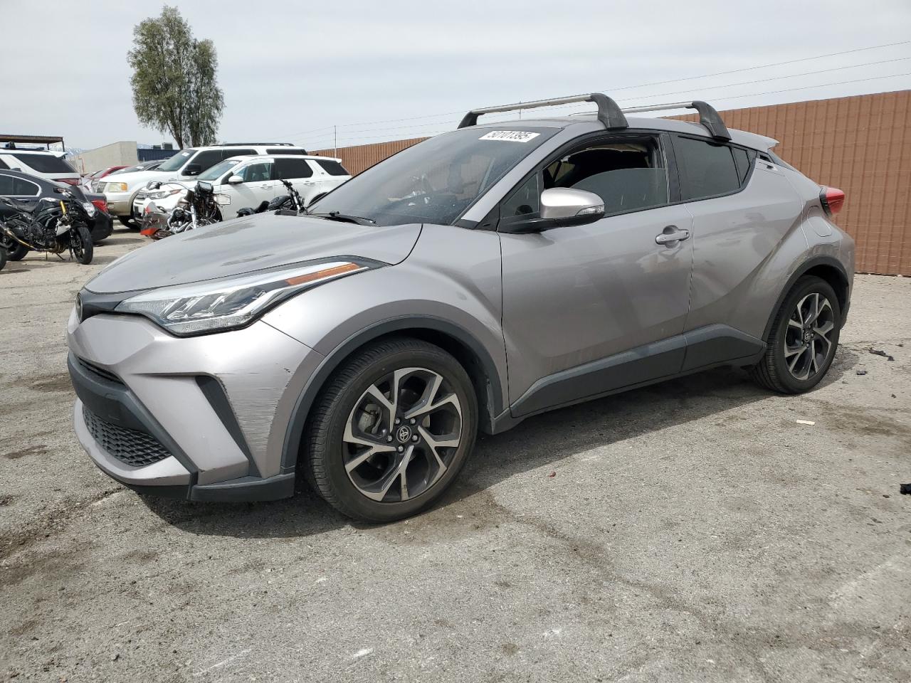 TOYOTA C-HR XLE 2020
