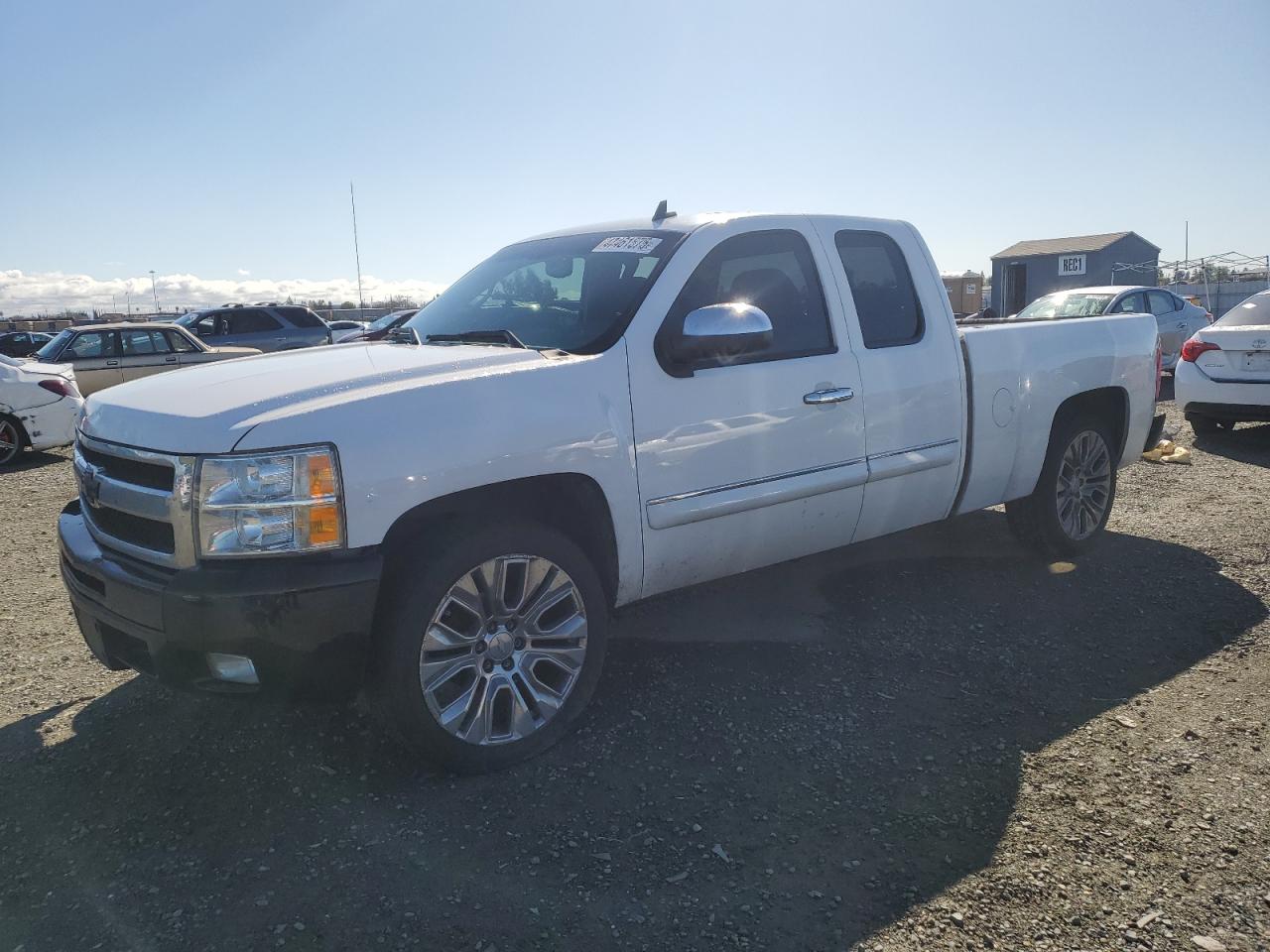 CHEVROLET SILVERADO 2011