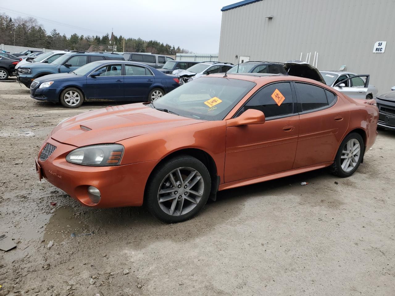 PONTIAC GRAND PRIX 2004
