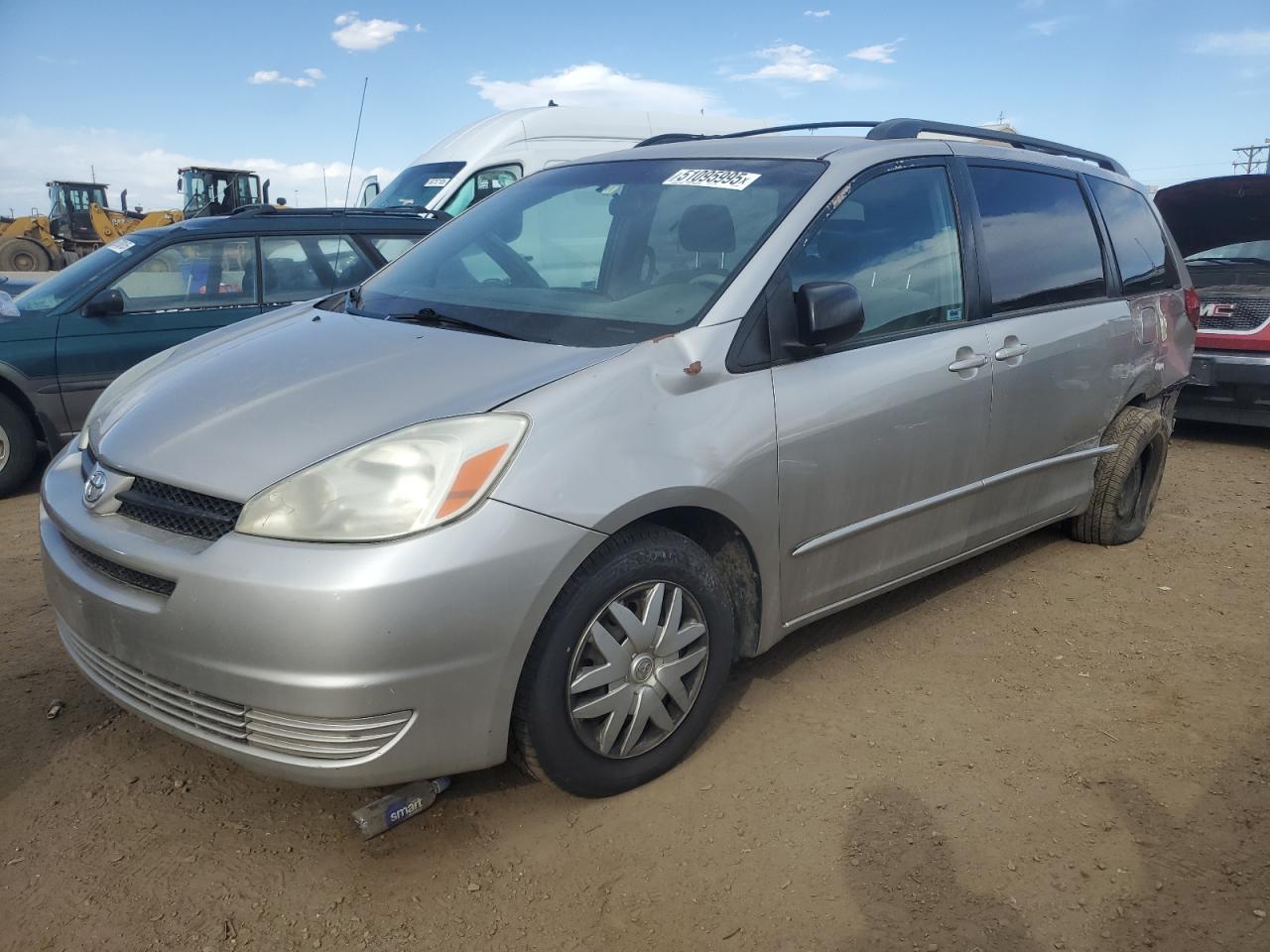 TOYOTA SIENNA CE 2005