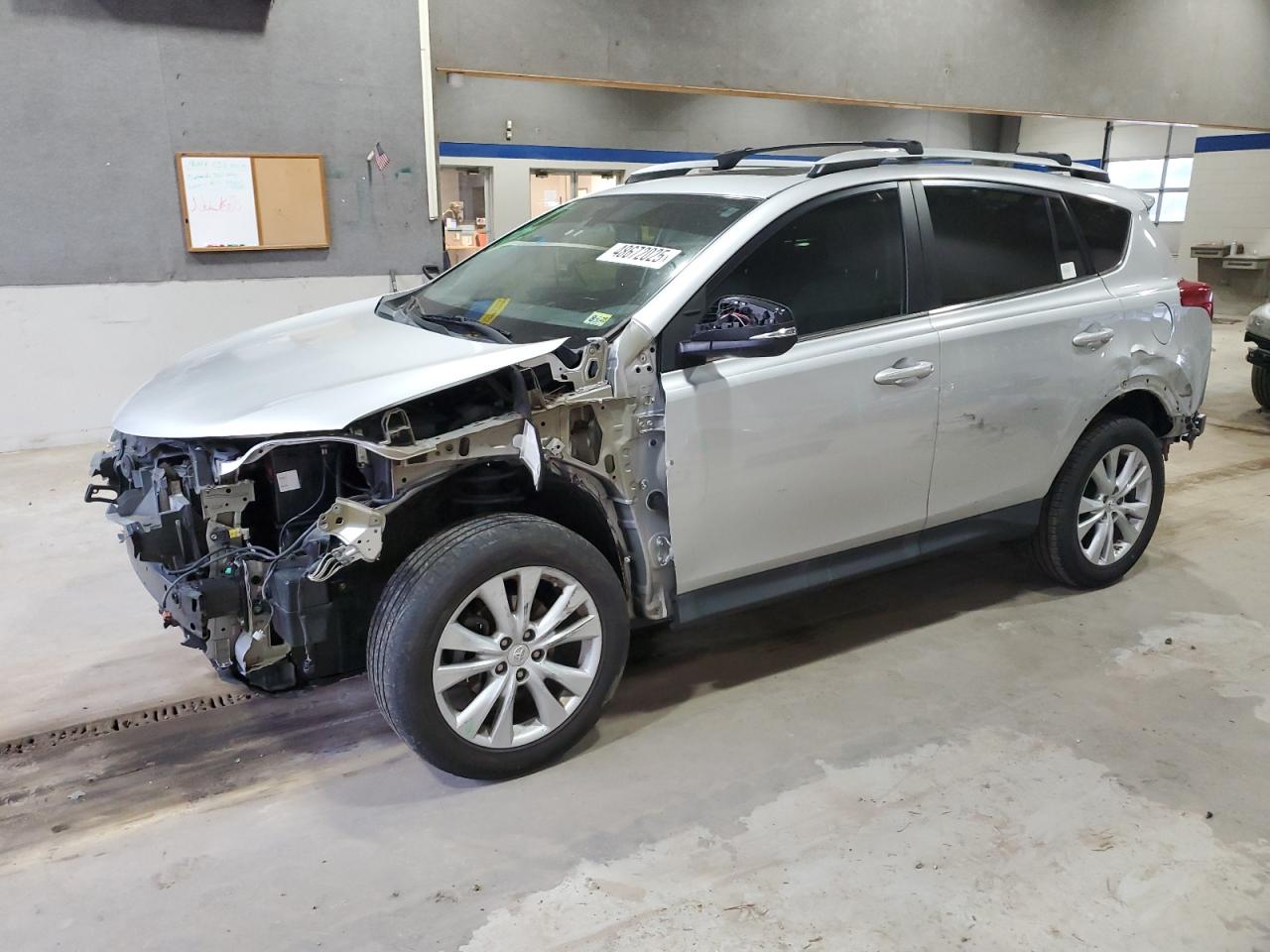 TOYOTA RAV4 LIMIT 2015
