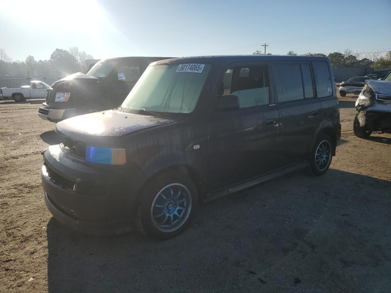TOYOTA SCION XB 2005
