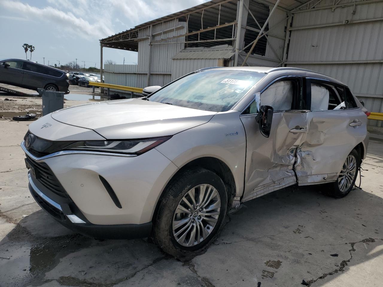 TOYOTA VENZA LE 2021