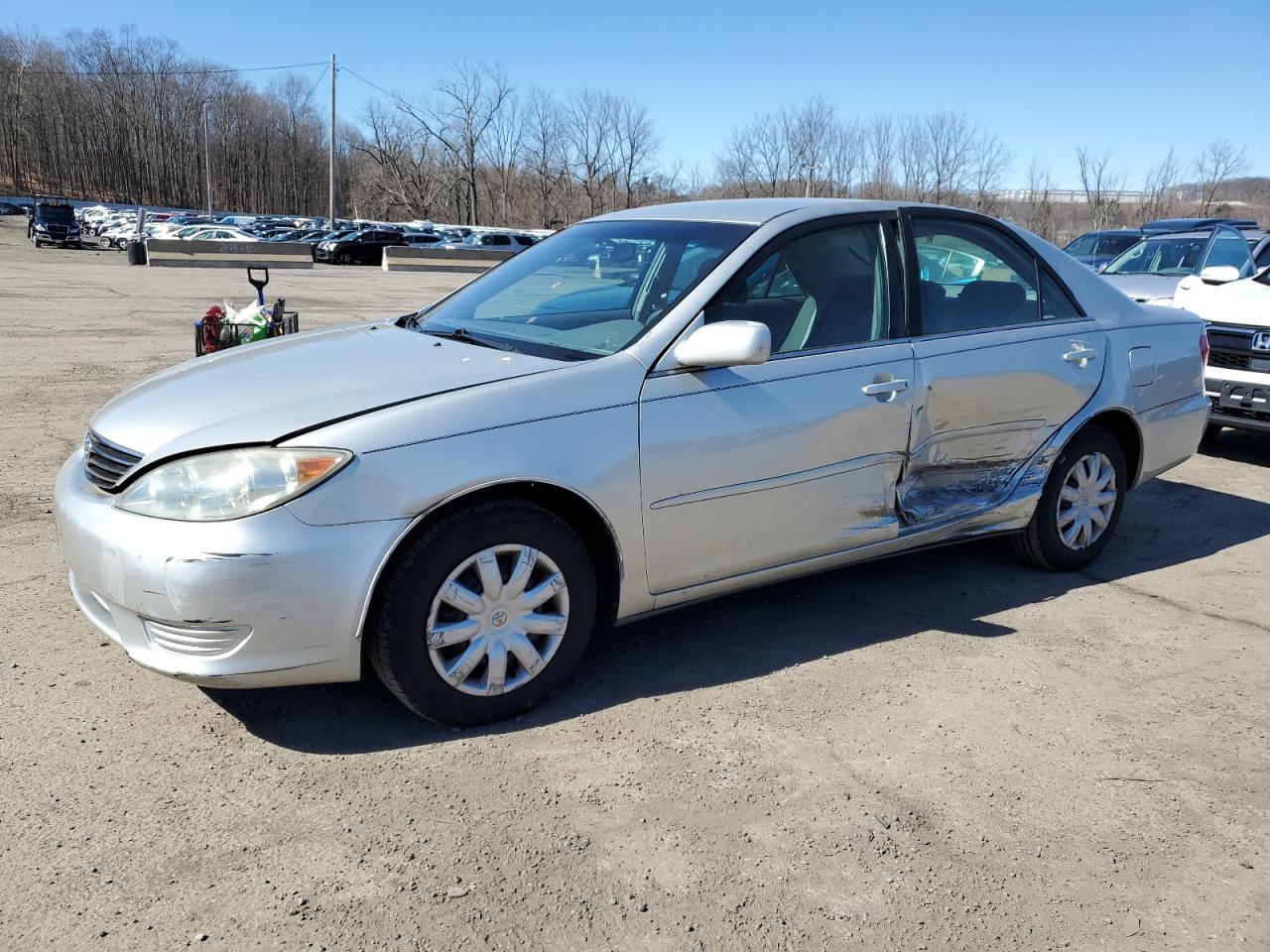 TOYOTA CAMRY LE 2005