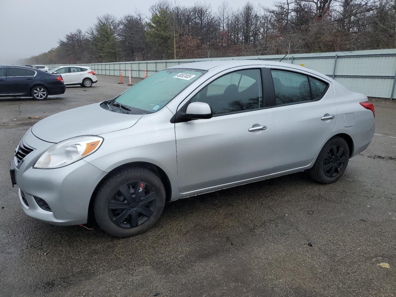 NISSAN VERSA S 2012