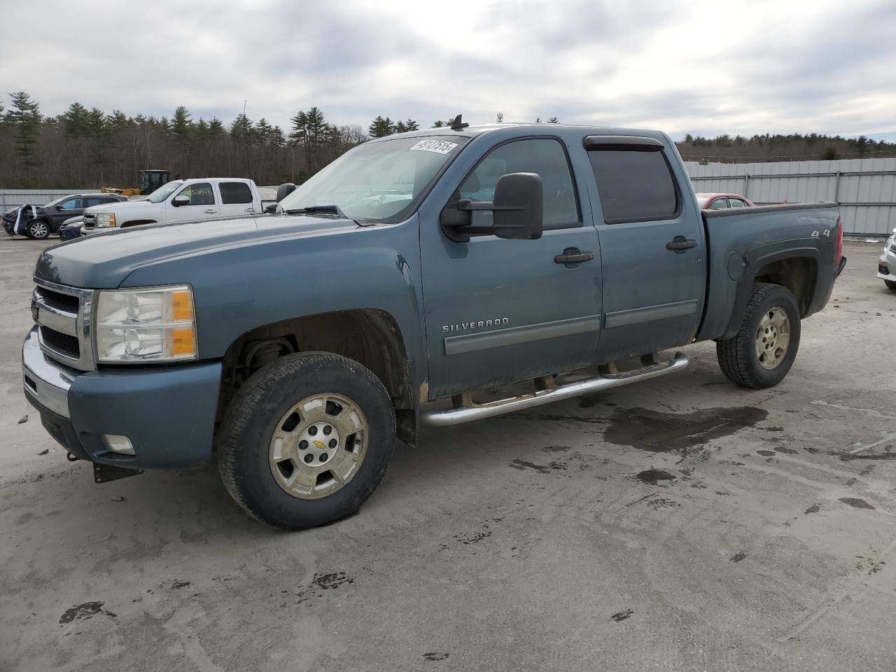 CHEVROLET SILVERADO 2011