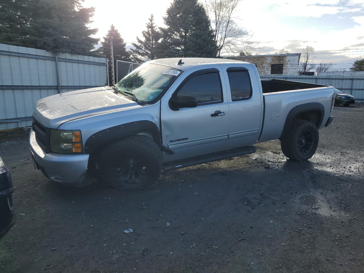 CHEVROLET SILVERADO 2011