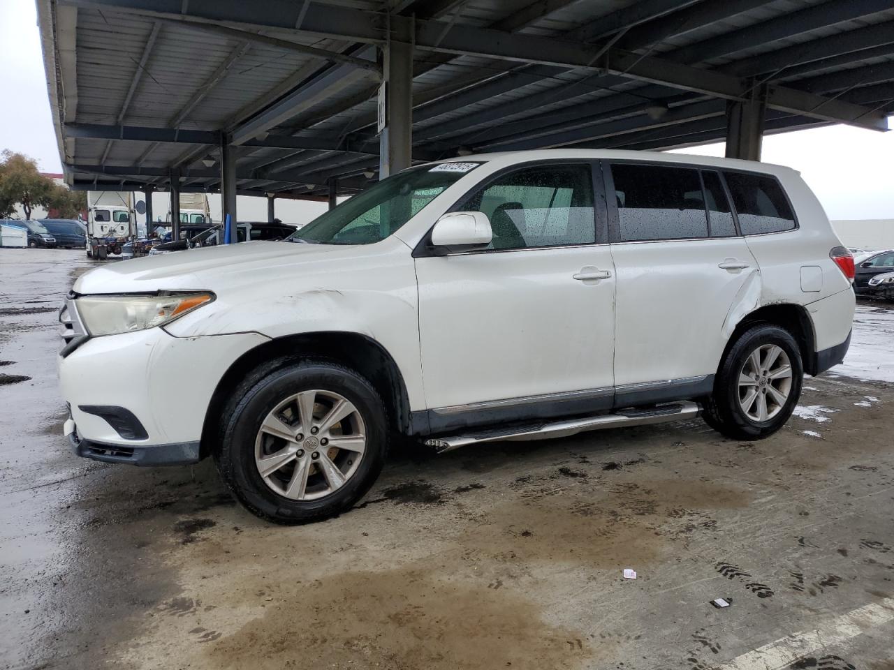 TOYOTA HIGHLANDER 2011