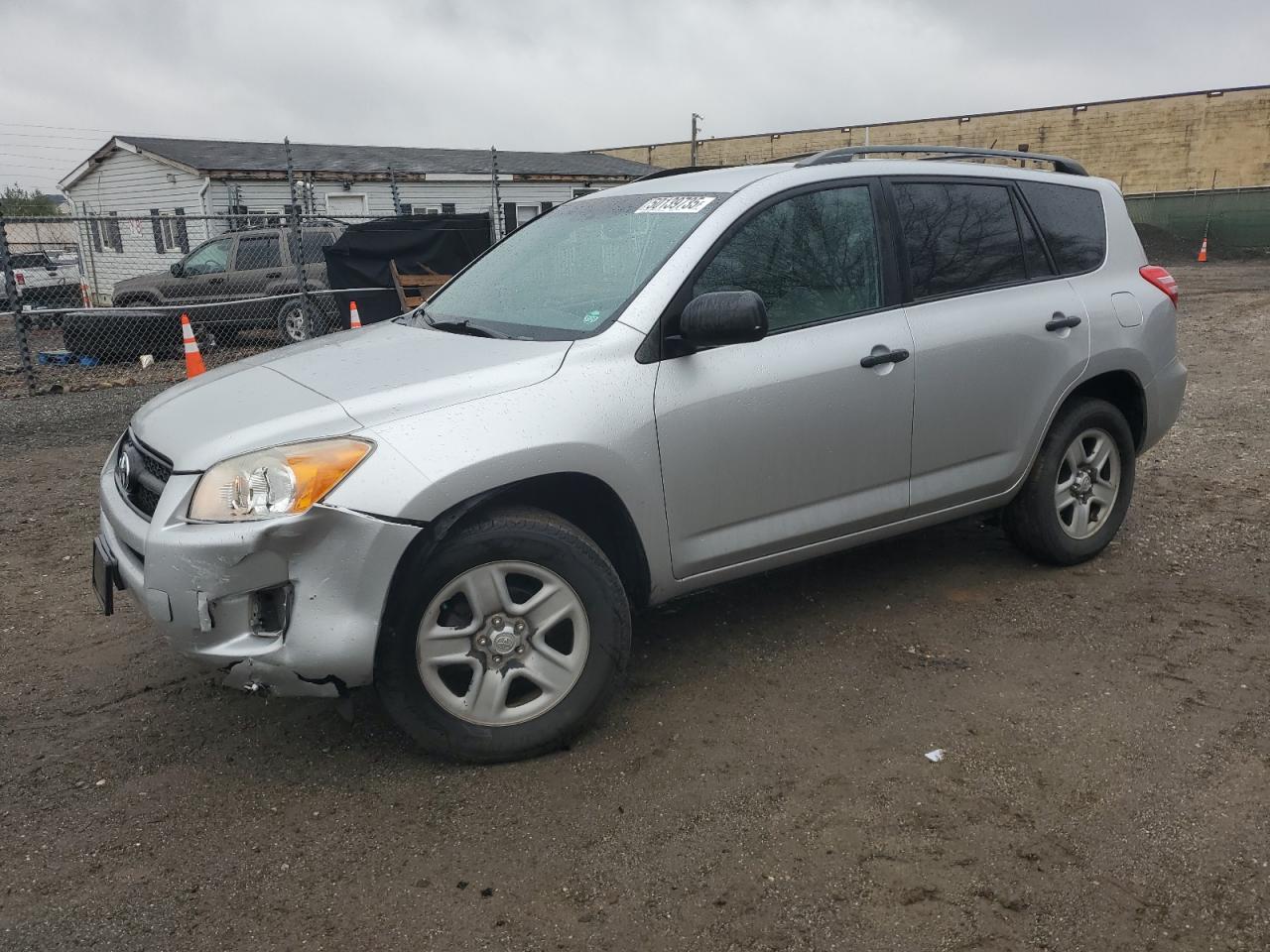 TOYOTA RAV4 2010