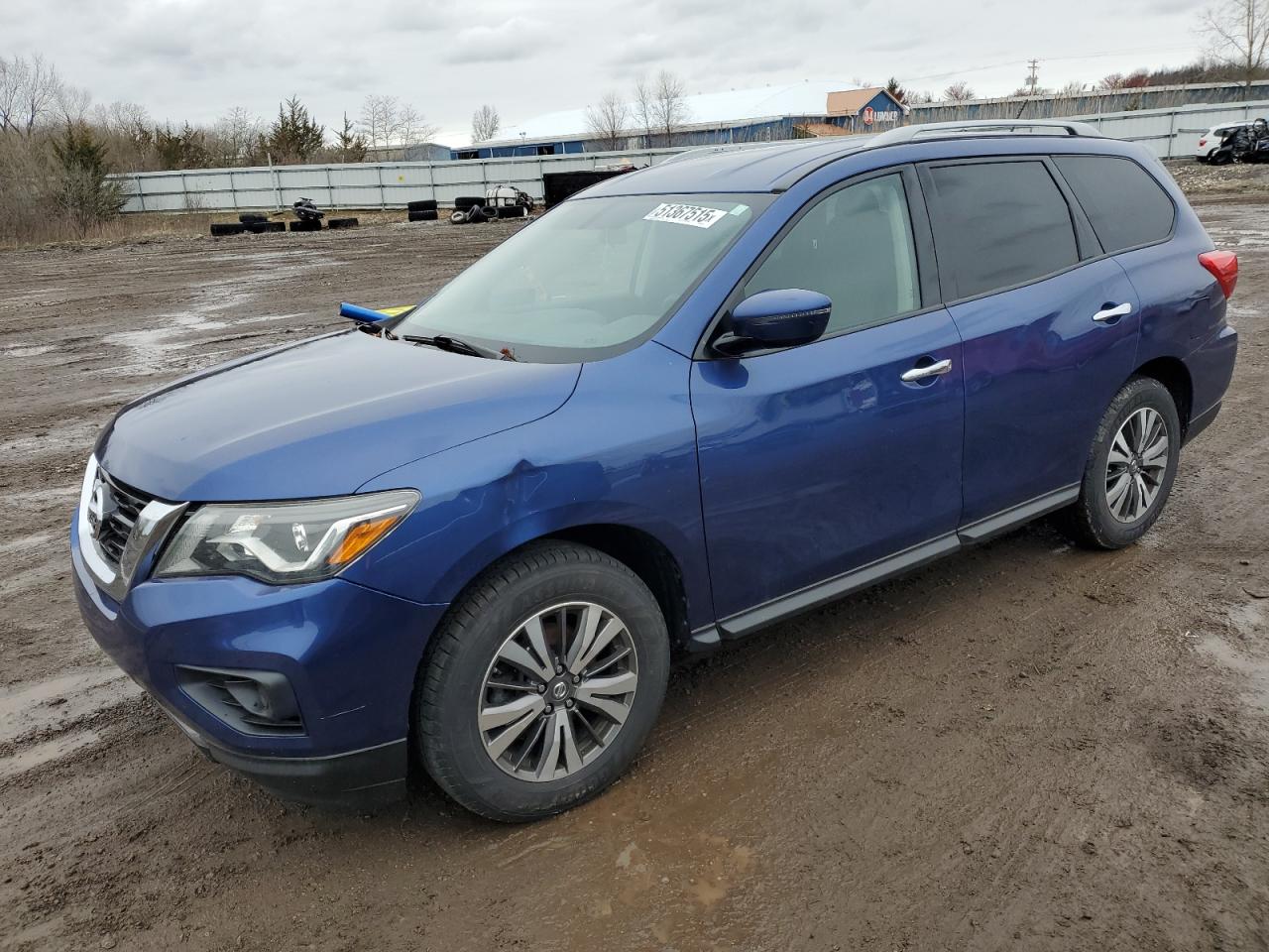 NISSAN PATHFINDER 2017