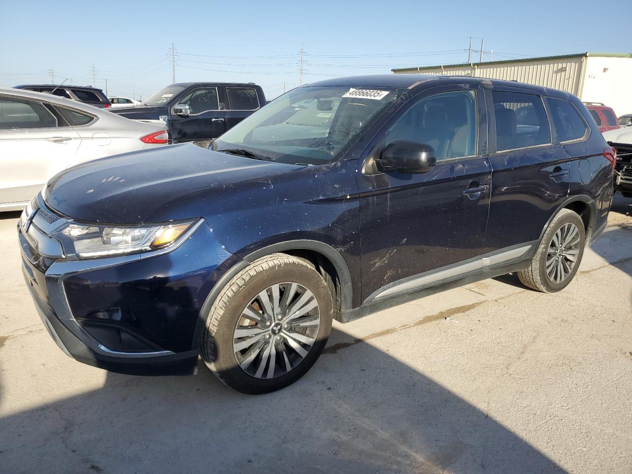 MITSUBISHI OUTLANDER 2019
