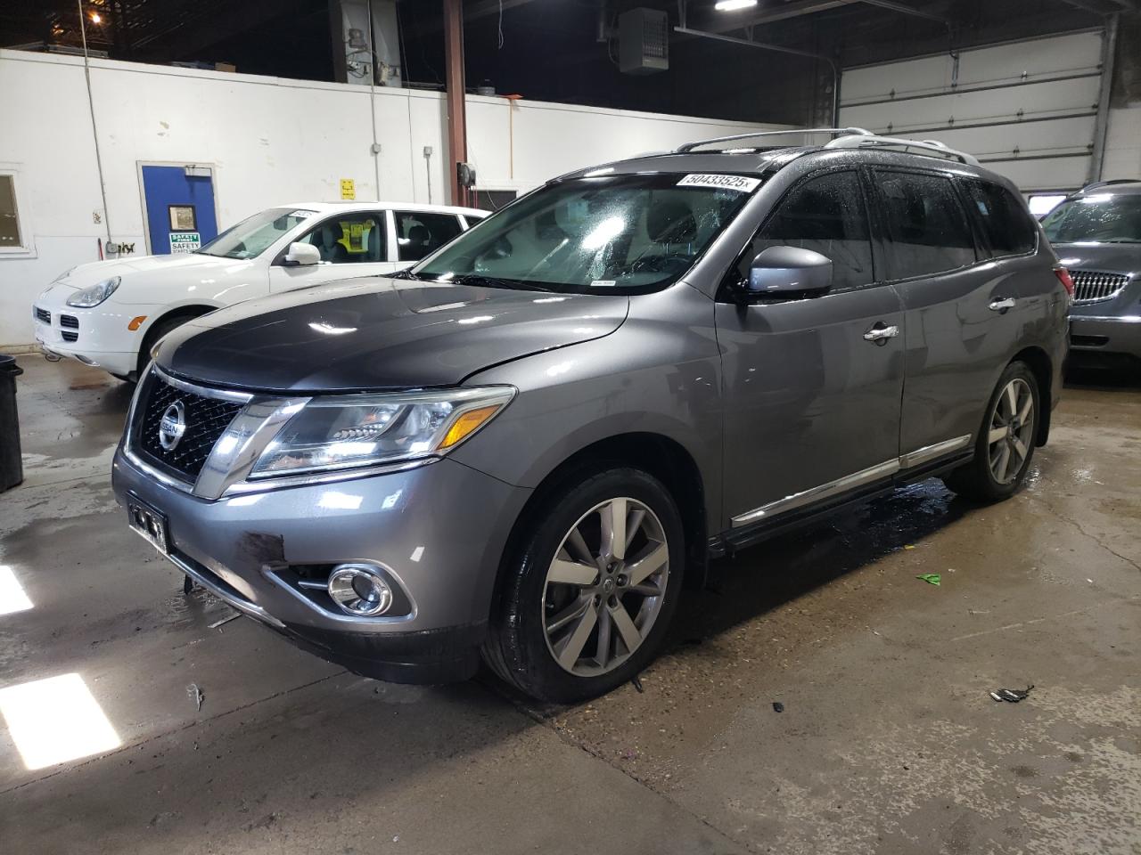 NISSAN PATHFINDER 2015