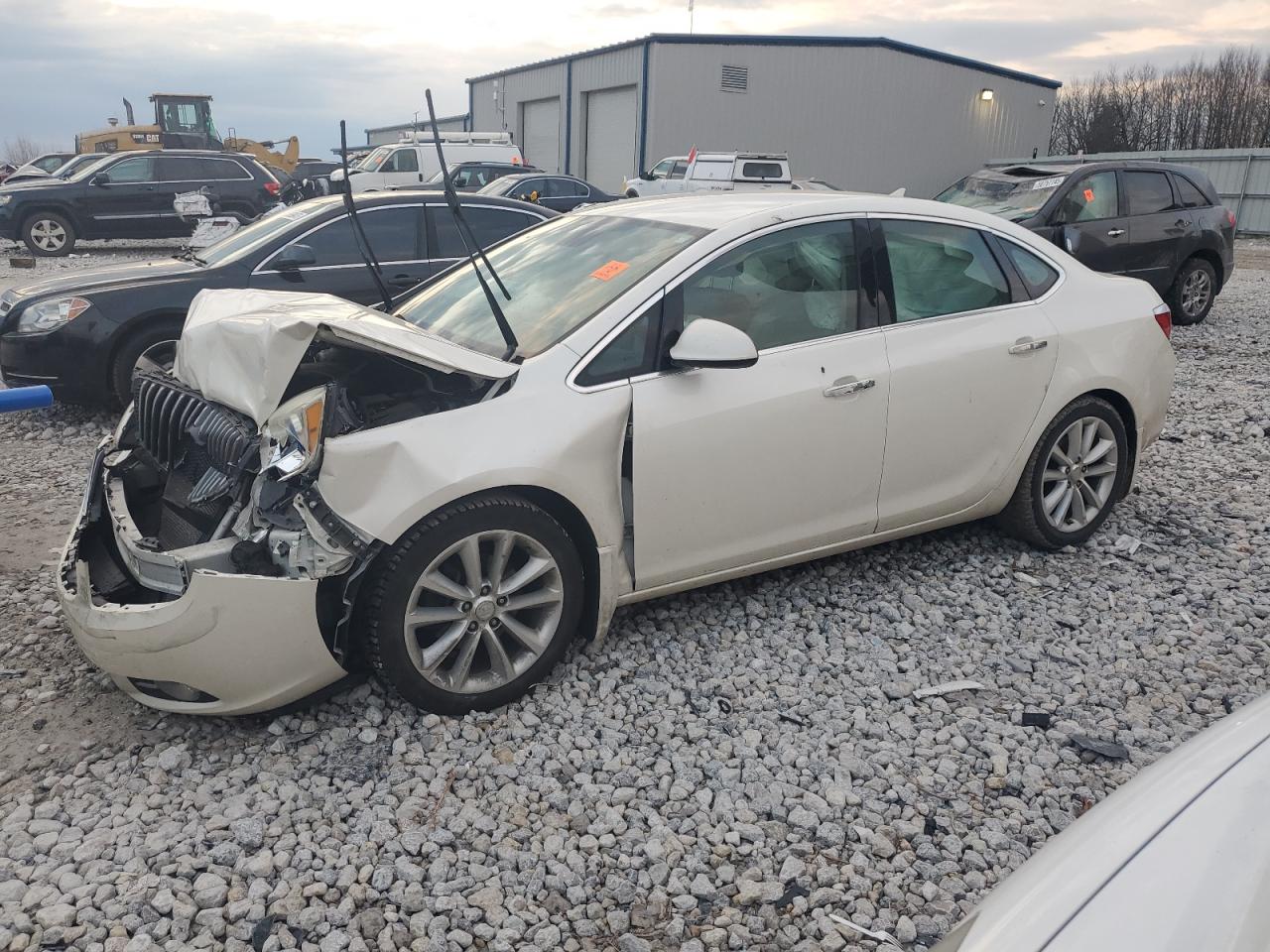 BUICK VERANO 2013
