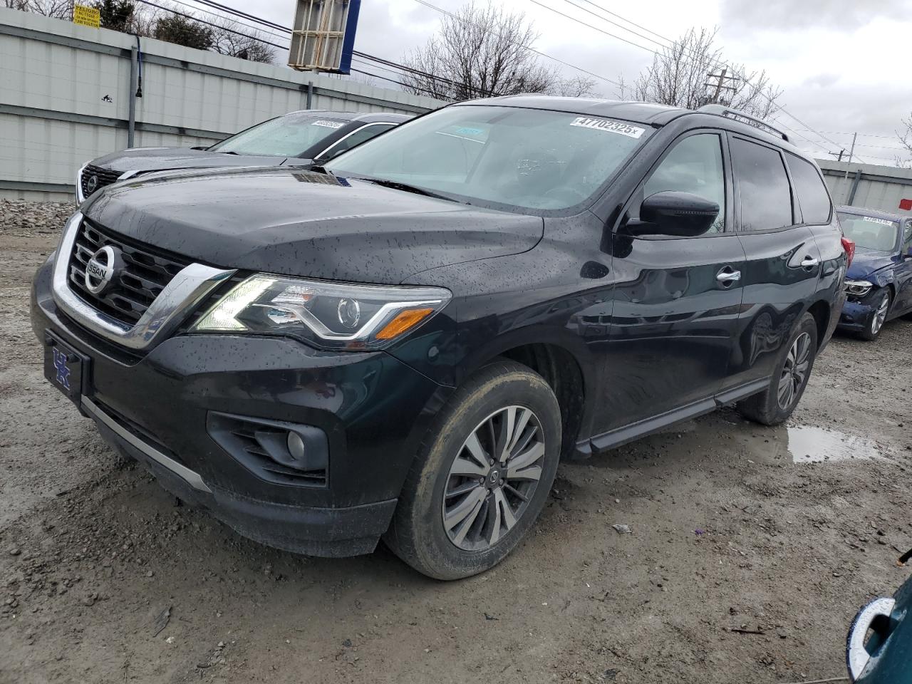 NISSAN PATHFINDER 2018