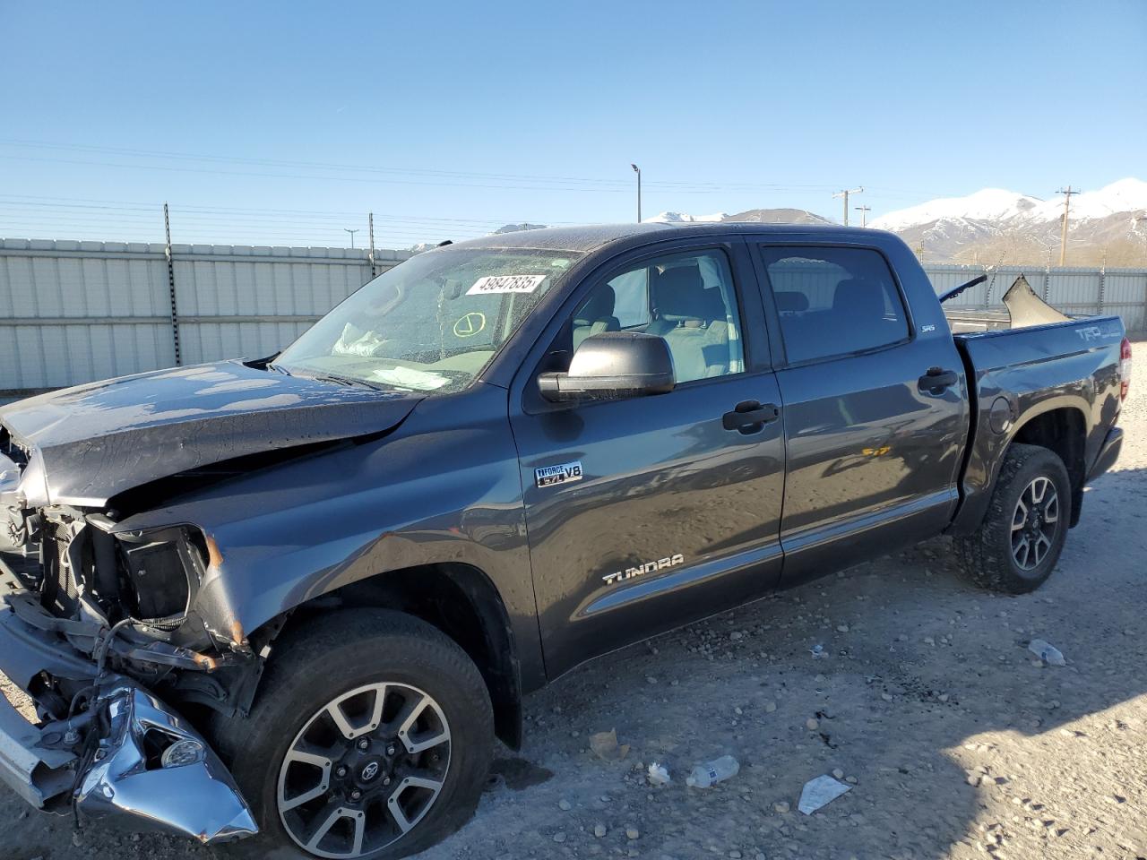 TOYOTA TUNDRA CRE 2017