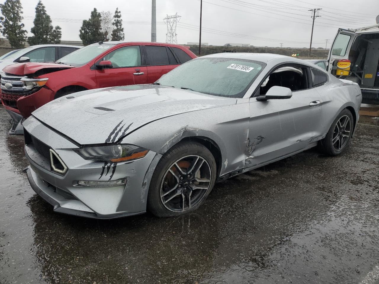 FORD MUSTANG 2020