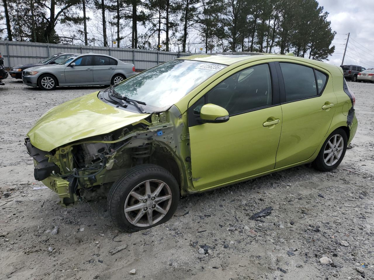 TOYOTA PRIUS C 2016