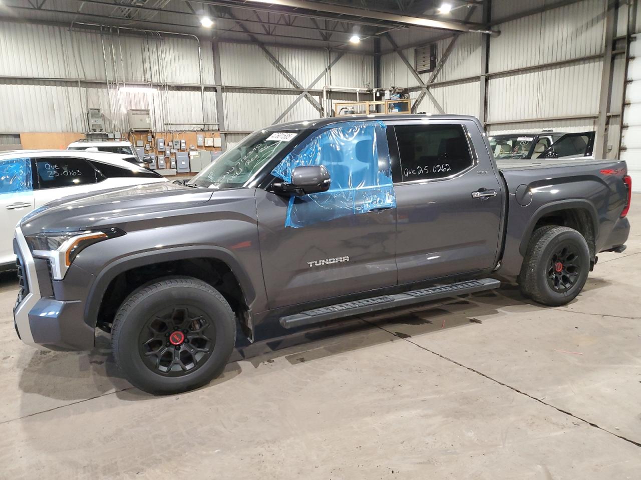 TOYOTA TUNDRA CRE 2023