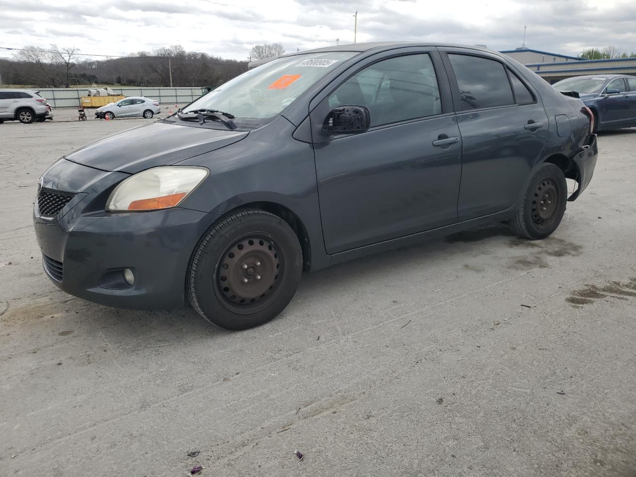 TOYOTA YARIS 2009