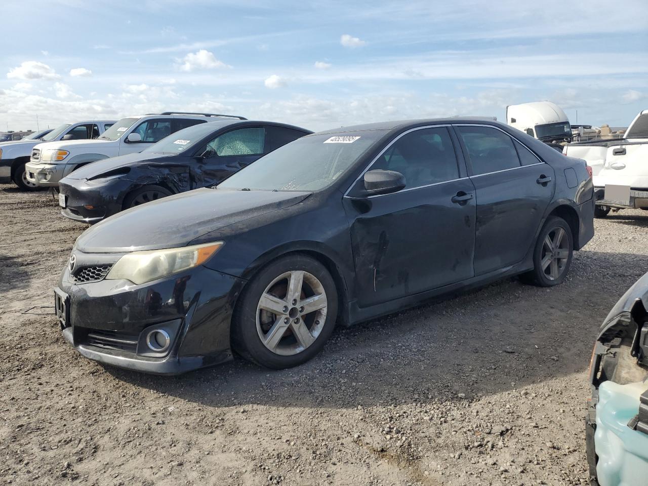 TOYOTA CAMRY L 2014