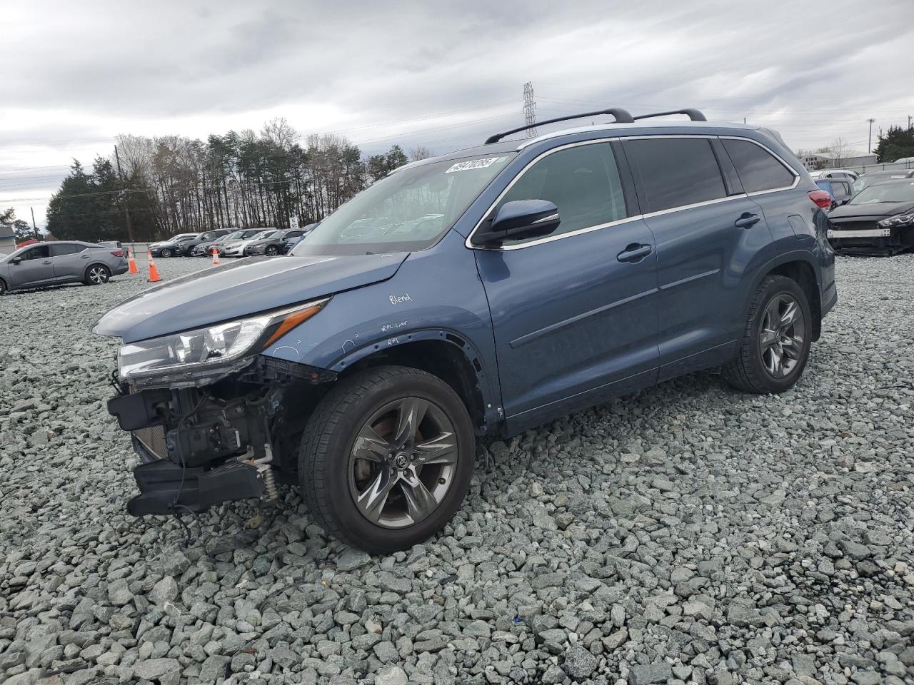 TOYOTA HIGHLANDER 2017