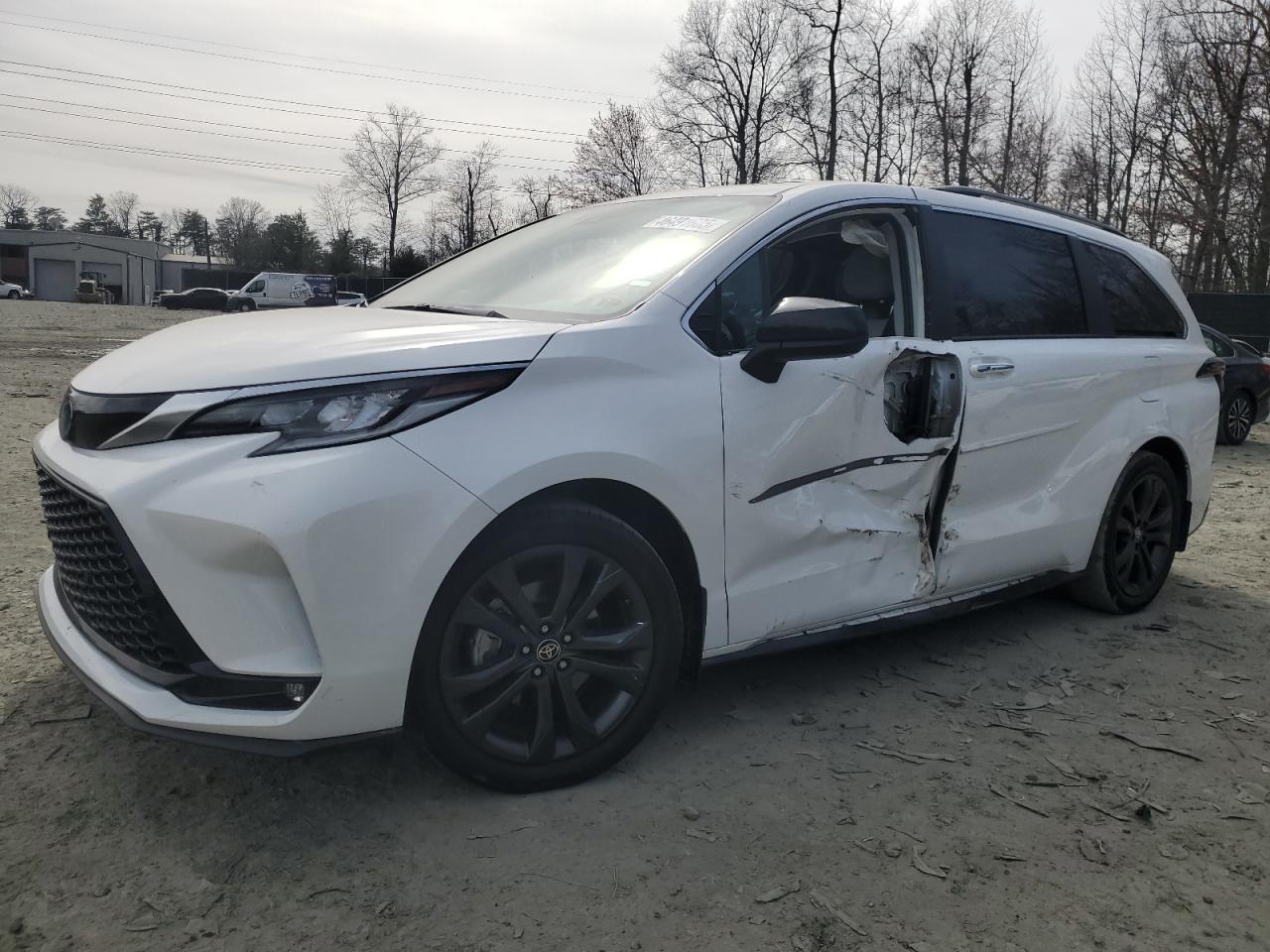 TOYOTA SIENNA XSE 2022