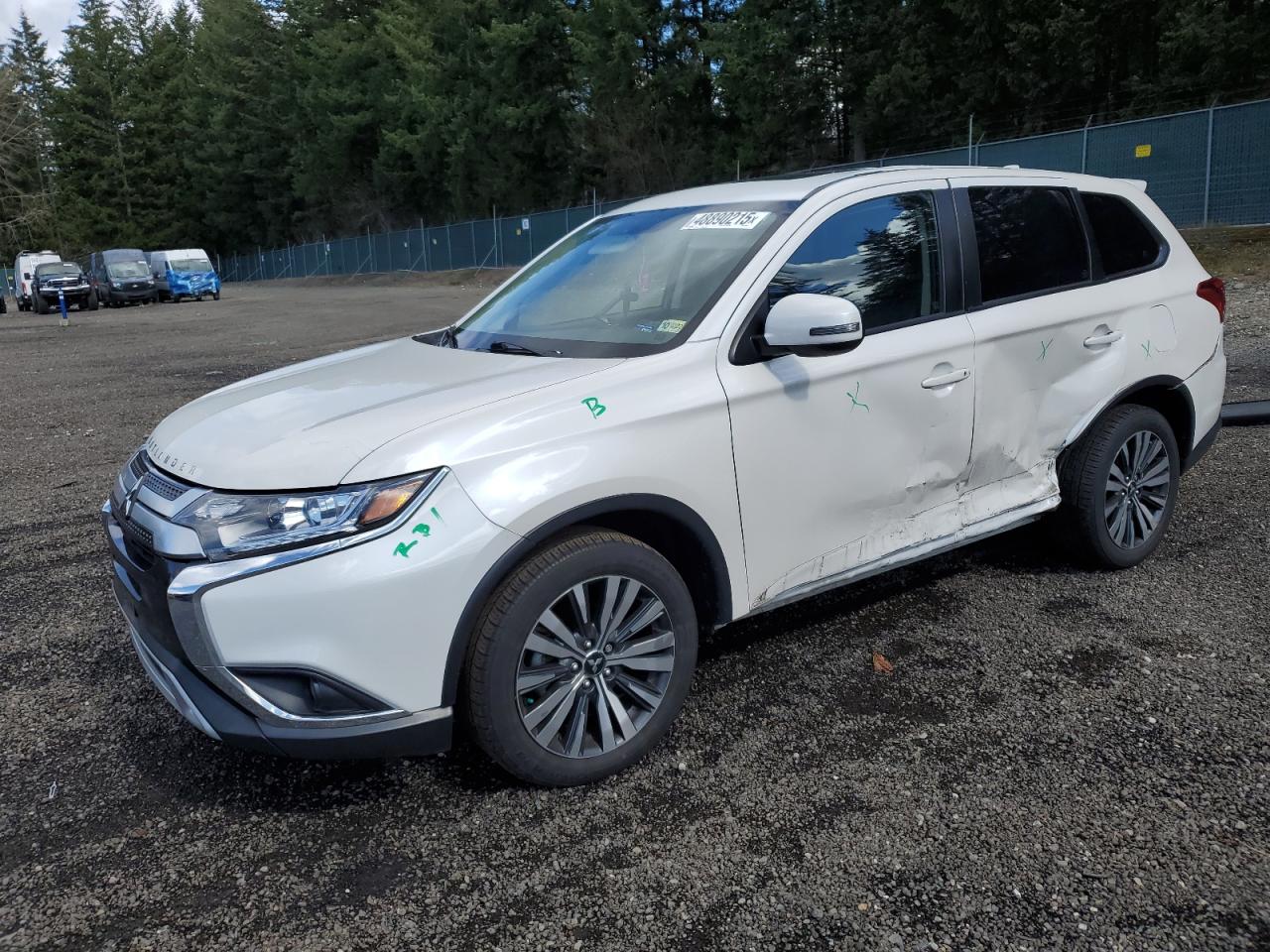 MITSUBISHI OUTLANDER 2019